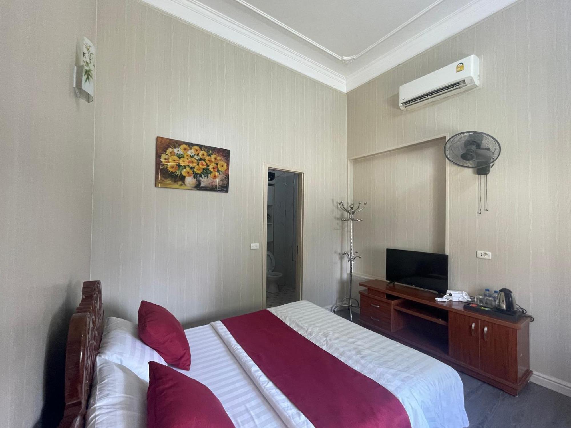 Bach Dai Dung Hotel Provinz Hà Tĩnh Exterior foto