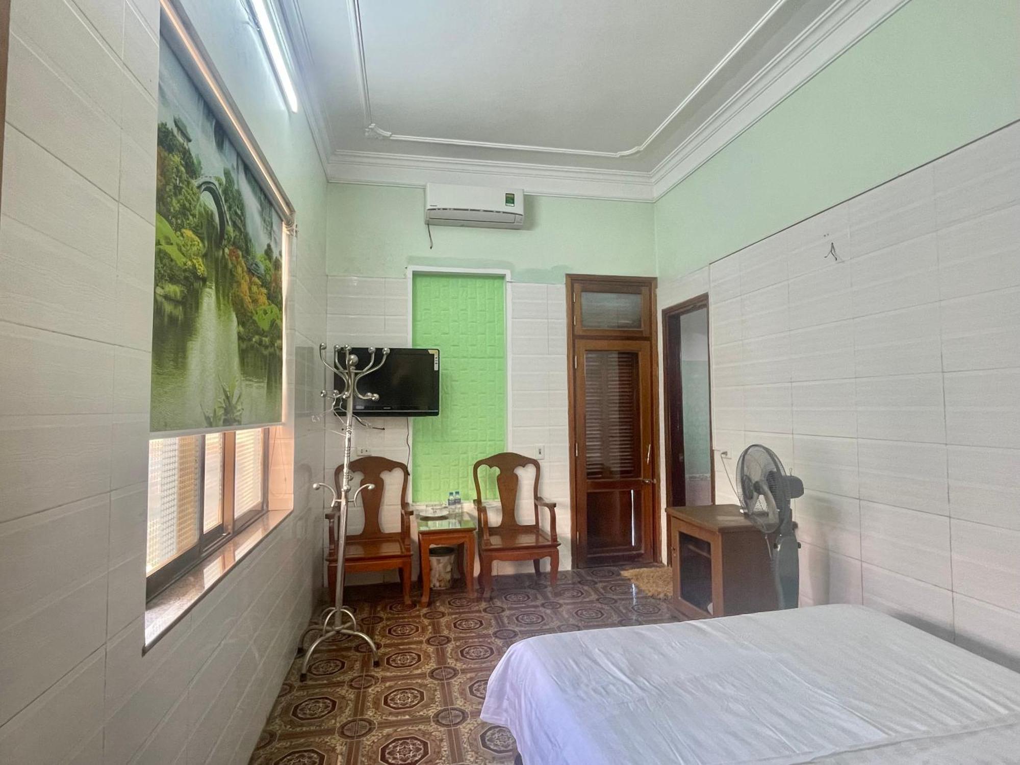 Bach Dai Dung Hotel Provinz Hà Tĩnh Exterior foto