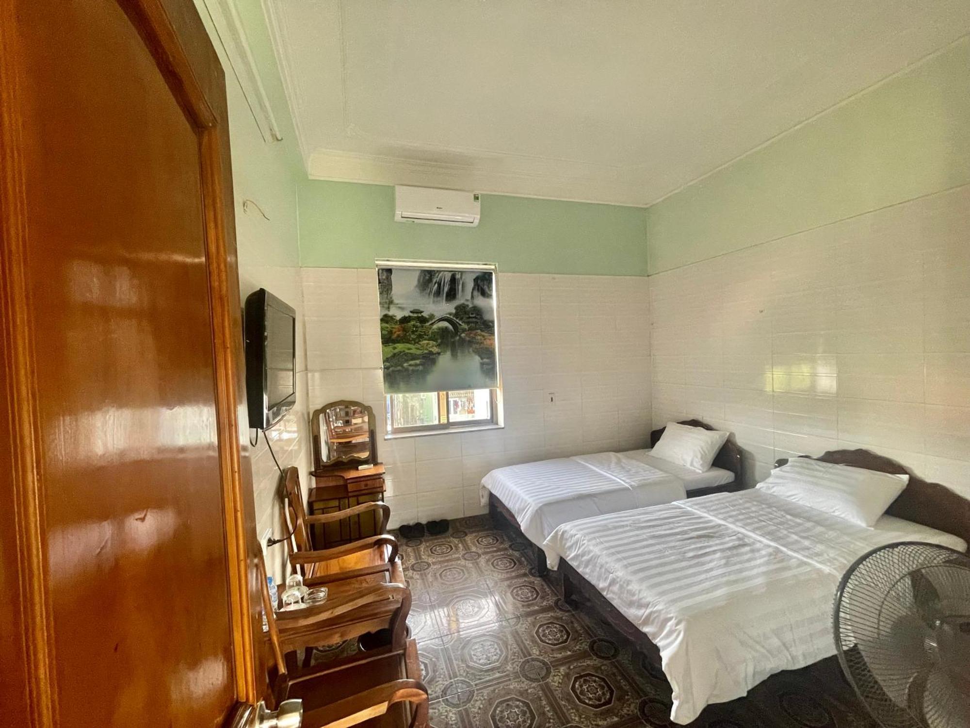 Bach Dai Dung Hotel Provinz Hà Tĩnh Exterior foto